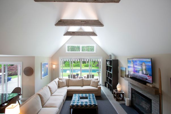 Fireplace, Interior, Living room, Water