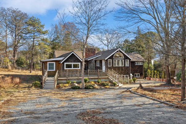 Backyard, Exterior, Facade, Log Home