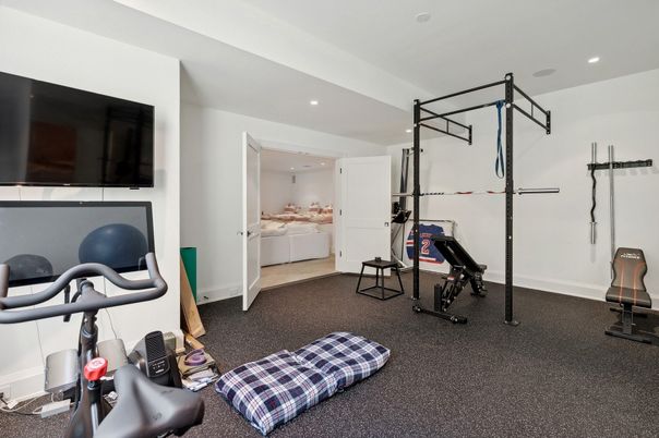 Fitness Equipment, Interior, Recessed Lighting