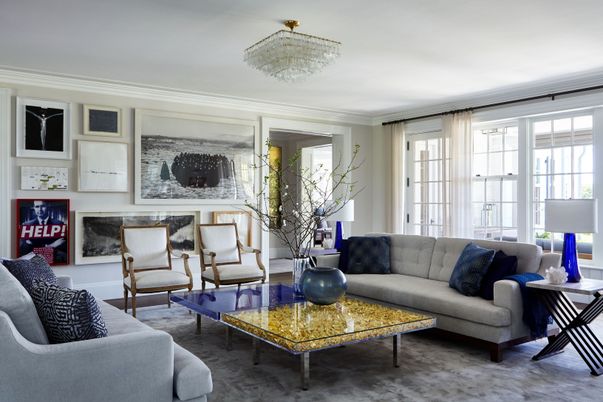 Chandelier, Interior, Living room