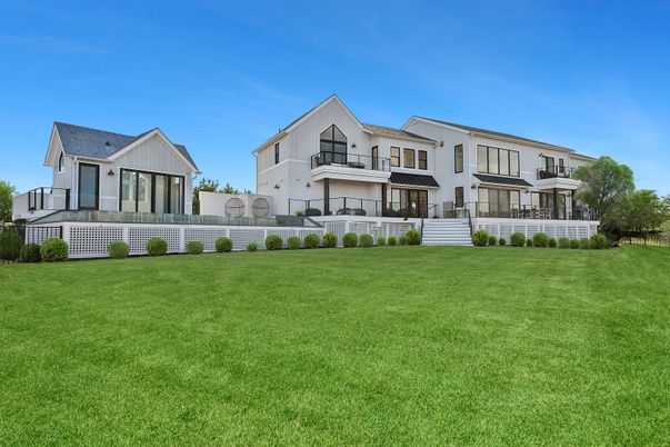Backyard, Exterior, Facade, Farmhouse