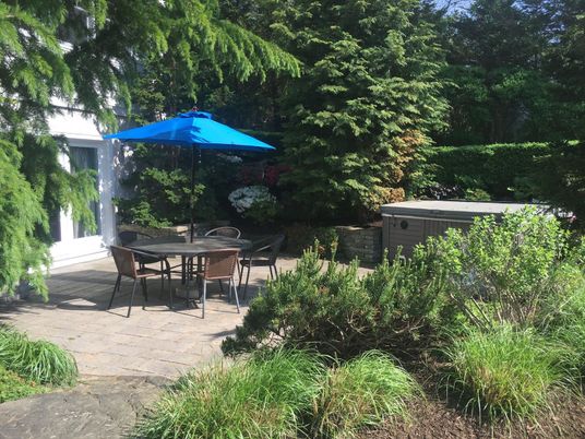 Exterior, Hot Tub