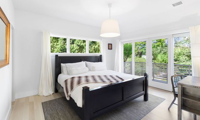 Bedroom, Interior, Pendant Lights, Wood Texture Flooring