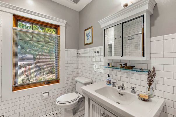 Bathroom, Interior