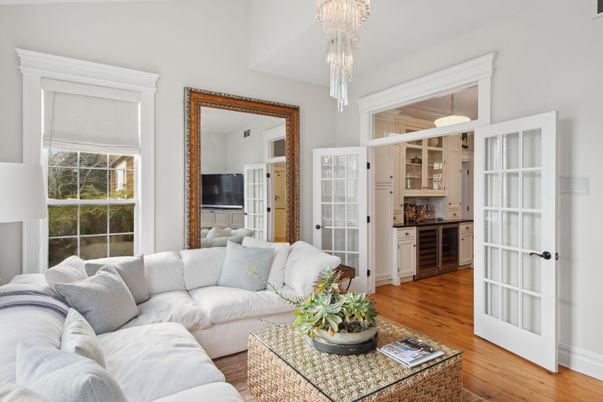 Chandelier, Interior, Living room, Wood Texture Flooring