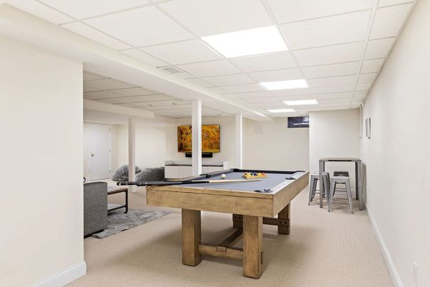 Billiard Table, Game Room, Interior, Recessed Lighting