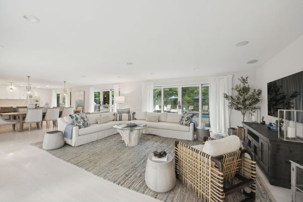 Dining room, Interior, Kitchen, Living room, Pendant Lights, Recessed Lighting