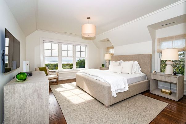 Bedroom, Interior, Pendant Lights, Wood Texture Flooring