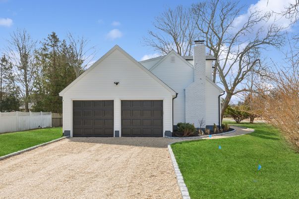 Backyard, Detached Garage, Exterior