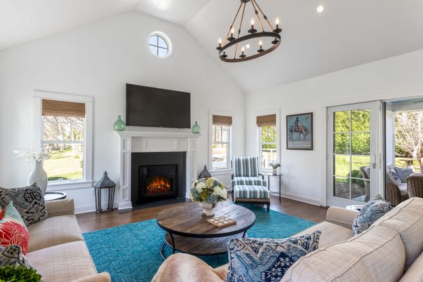 Fireplace, Interior, Living room, Pendant Lights, Recessed Lighting, Wood Texture Flooring