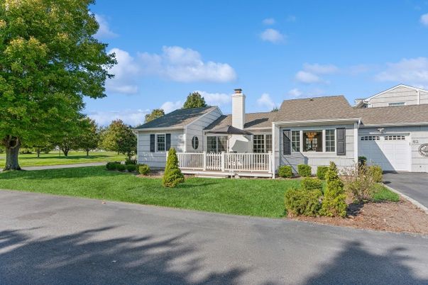 Attached, Exterior, Facade, Cape Cod