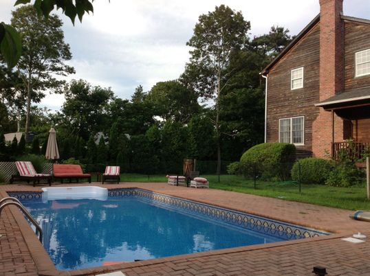Exterior, Pool