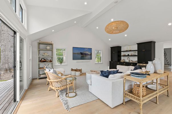 Interior, Kitchen, Living room, Pendant Lights, Recessed Lighting, Wood Texture Flooring