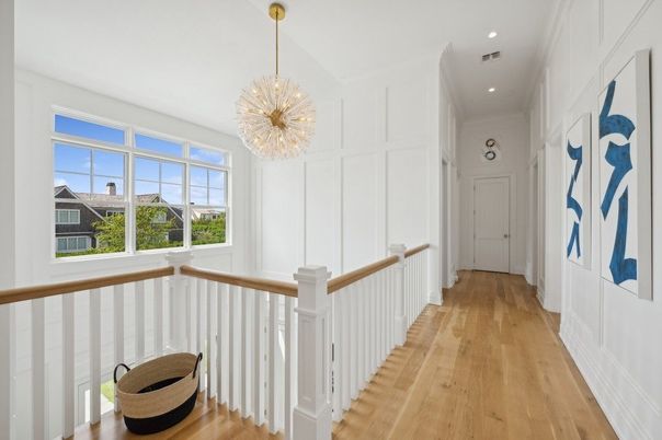 Chandelier, Interior, Recessed Lighting, Wood Texture Flooring