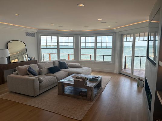 Interior, Living room, Recessed Lighting, Water, Wood Texture Flooring