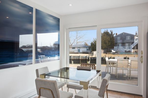 Dining room, Interior, Recessed Lighting