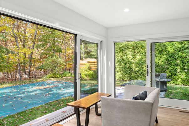 Interior, Recessed Lighting, Sun Room, Wood Texture Flooring
