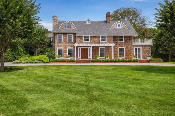 Backyard, Exterior, Facade, Georgian
