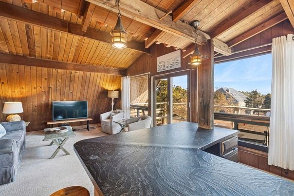 Interior, Pendant Lights, Wooden Beams, Wooden Ceilings, Wooden Walls
