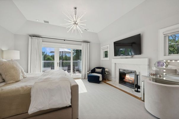 Bedroom, Fireplace, Interior, Pendant Lights, Recessed Lighting