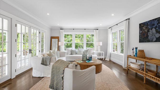 Interior, Living room, Recessed Lighting, Wood Texture Flooring
