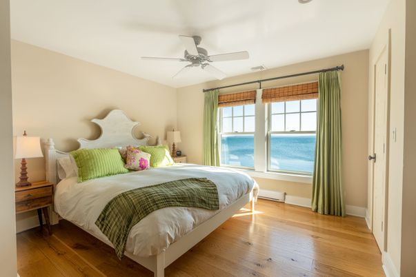 Bedroom, Interior, Water, Wood Texture Flooring