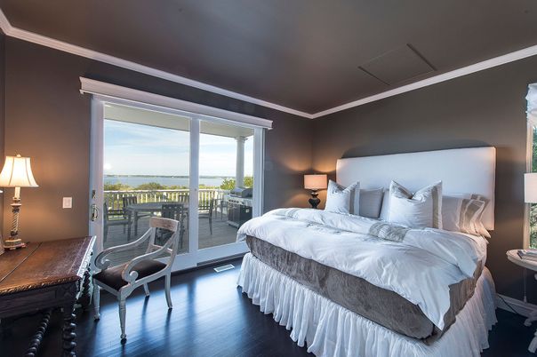 Bedroom, Interior, Water, Wood Texture Flooring