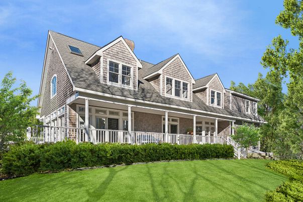 Exterior, Facade, Cape Cod