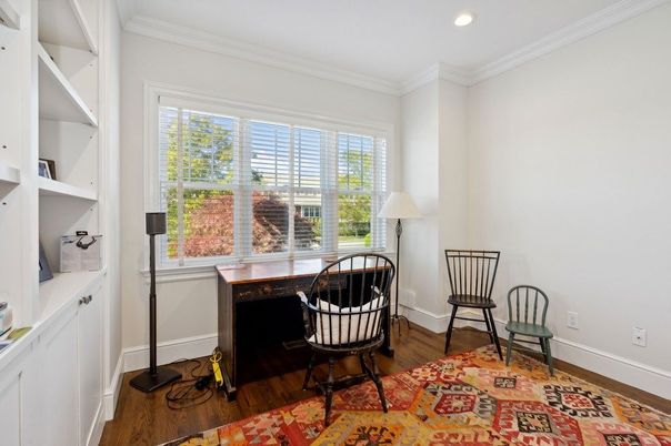Home Office, Interior, Recessed Lighting, Wood Texture Flooring