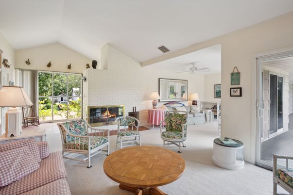 Fireplace, Interior, Living room