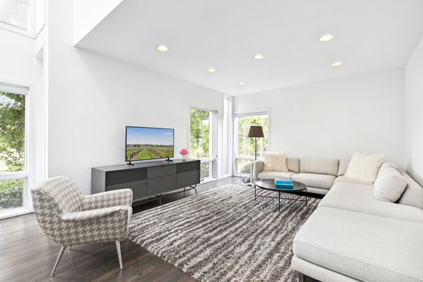 Interior, Living room, Recessed Lighting, Wood Texture Flooring
