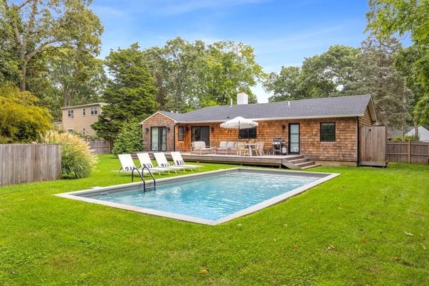 Backyard, Exterior, Pool