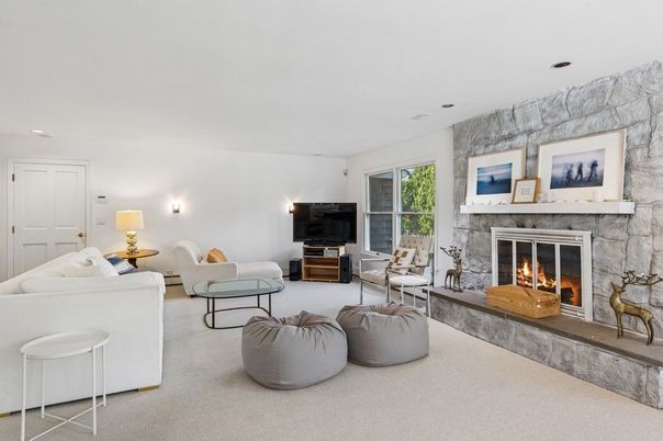 Fireplace, Interior, Living room, Recessed Lighting