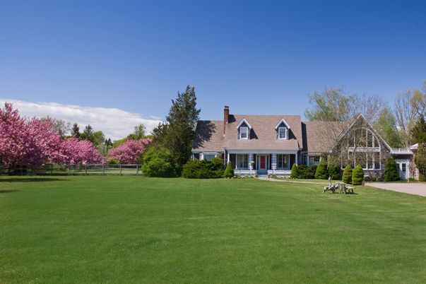 Backyard, Exterior, Facade, Cape Cod