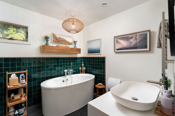 Bathroom, Free Standing Baths, Interior