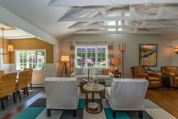 Dining room, Interior, Living room, Pendant Lights, Wood Texture Flooring