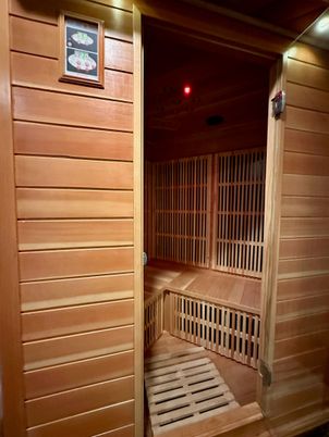 Interior, Recessed Lighting, Sauna Room