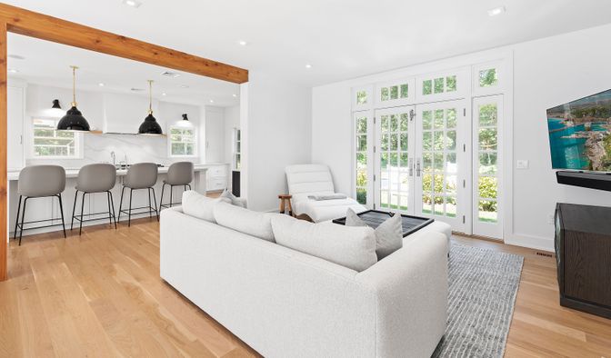 Interior, Kitchen, Living room, Pendant Lights, Recessed Lighting, Wooden Beams, Wood Texture Flooring