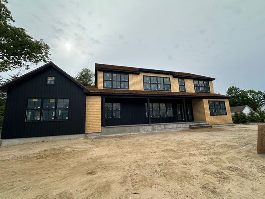 Backyard, Exterior, Facade, Farmhouse