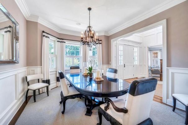 Chandelier, Dining room, Interior