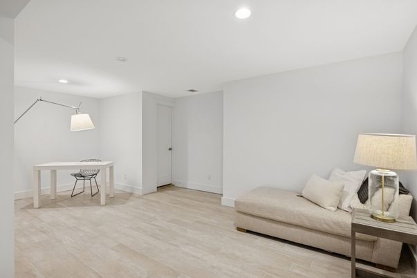 Interior, Recessed Lighting, Wood Texture Flooring