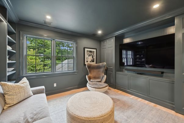 Interior, Recessed Lighting, Wood Texture Flooring