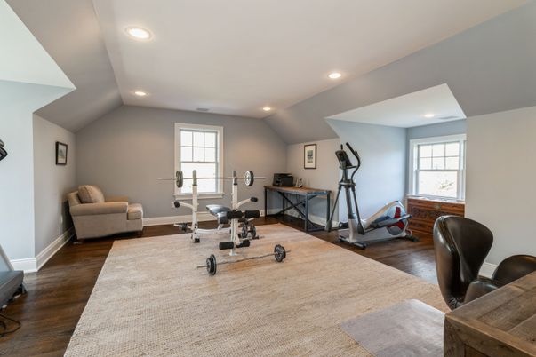 Fitness Equipment, Interior, Recessed Lighting, Wood Texture Flooring