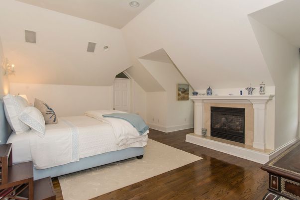 Bedroom, Fireplace, Interior, Recessed Lighting, Wood Texture Flooring