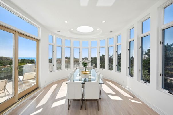 Interior, Recessed Lighting, Sun Room, Water, Wood Texture Flooring
