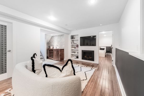 Fireplace, Interior, Living room, Recessed Lighting, Wood Texture Flooring