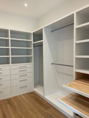 Interior, Recessed Lighting, Walk-in Closets, Wood Texture Flooring
