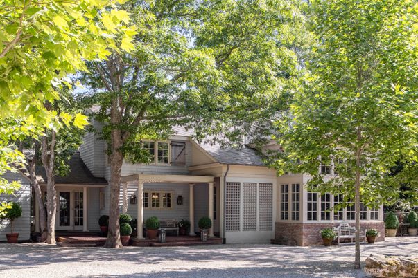 Exterior, Facade, Cape Cod