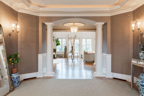 Chandelier, Interior, Living room