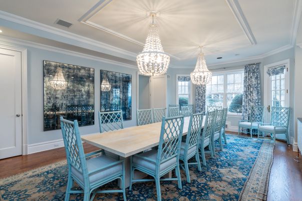 Chandelier, Dining room, Interior, Recessed Lighting, Wood Texture Flooring